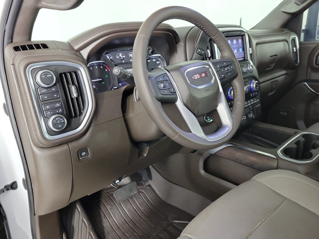 Used 2022 GMC Sierra 1500 SLT AWD/4WD image 16