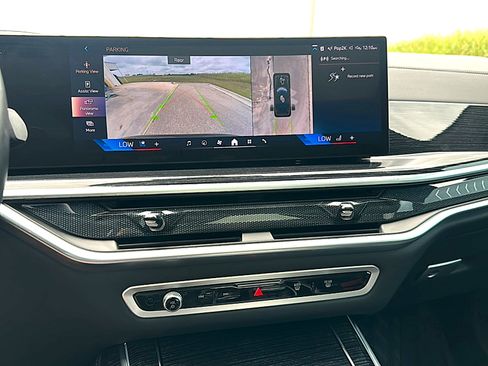 Certified 2024 BMW X7 xDrive40i w/ Executive Package AWD/4WD image 31