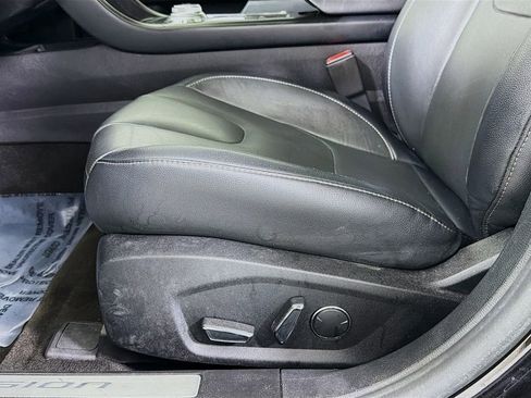 Used 2019 Ford Fusion Titanium image 23