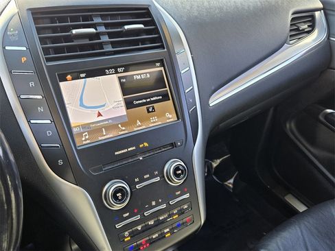 Used 2019 Lincoln MKC Reserve image 21