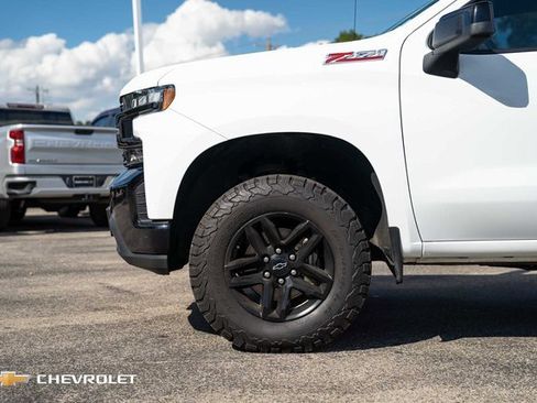 Used 2021 Chevrolet Silverado 1500 LT Trail Boss image 10
