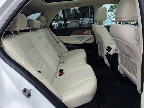 Used 2023 Mercedes-Benz GLE 450 4MATIC image 24