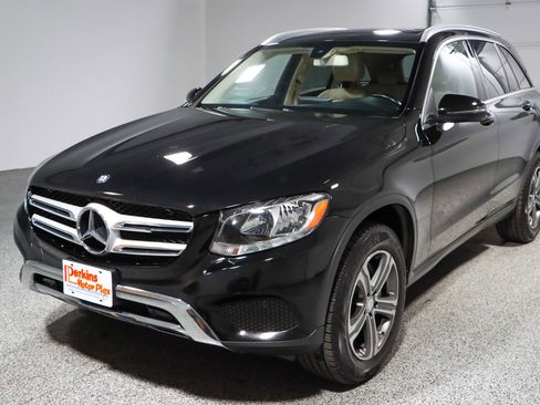 Used 2016 Mercedes-Benz GLC 300 4MATIC image 28