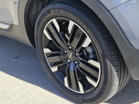 Used 2023 Kia Telluride SX Prestige image 7