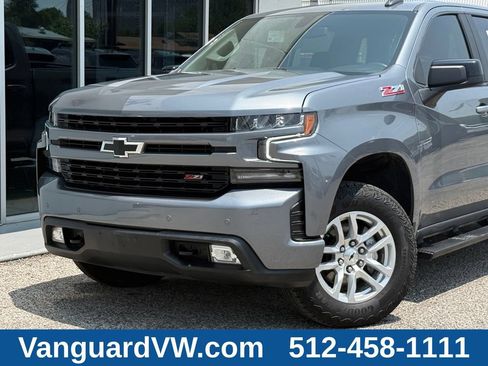 Used 2021 Chevrolet Silverado 1500 RST AWD/4WD image 2