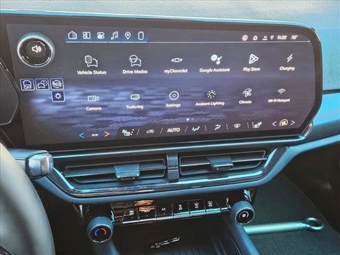 New 2026 Chevrolet Equinox EV RS image 12