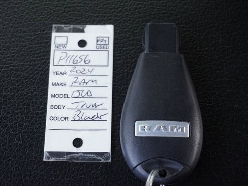 Used 2024 RAM 1500 Classic SLT image 27