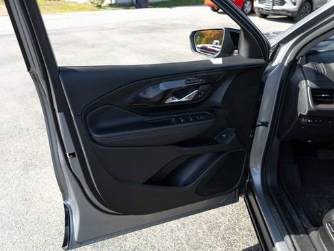 Used 2023 GMC Terrain AT4 w/ Tech Package image 12