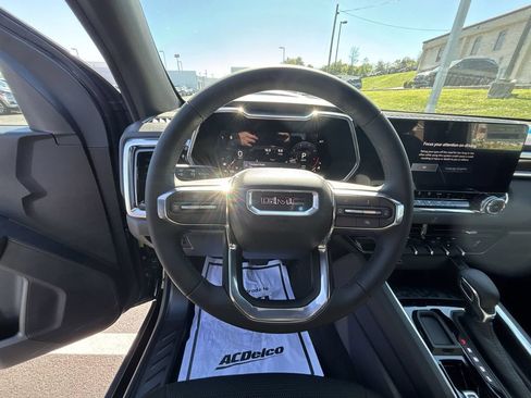 New 2026 GMC Canyon Elevation RWD image 20