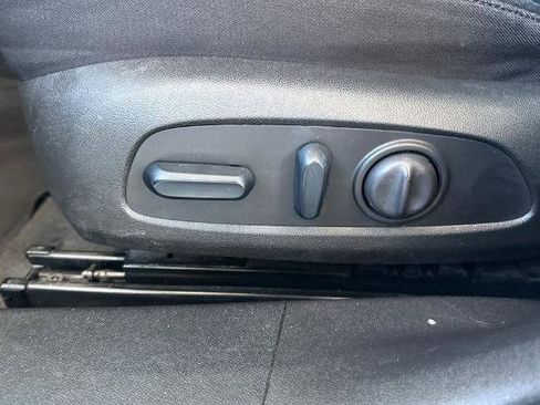 Used 2024 Chevrolet Malibu LT FWD image 19
