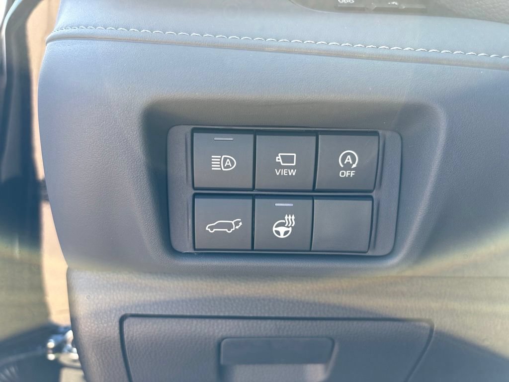 Certified 2026 Toyota Highlander Limited AWD/4WD image 21
