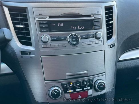 Used 2011 Subaru Legacy 2.5i Premium image 19