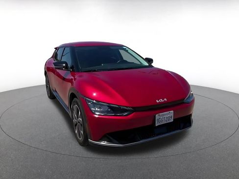 Used 2023 Kia EV6 Wind RWD image 9