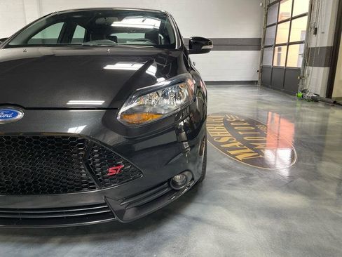 Used 2013 Ford Focus ST image 4