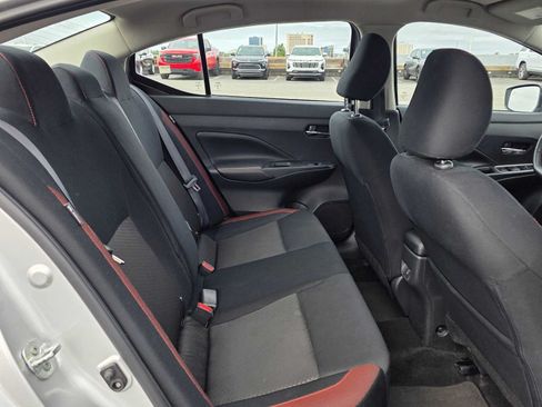 Used 2024 Nissan Versa SR FWD image 12