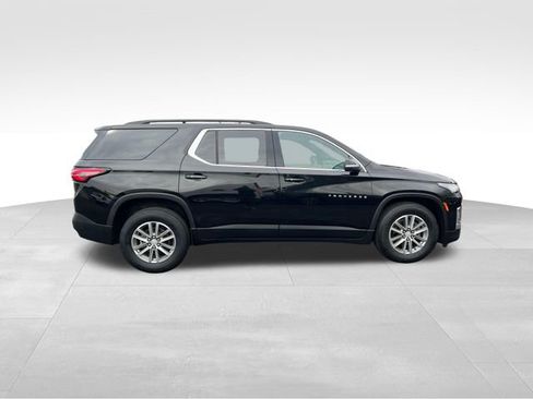 Used 2023 Chevrolet Traverse LT AWD/4WD image 4