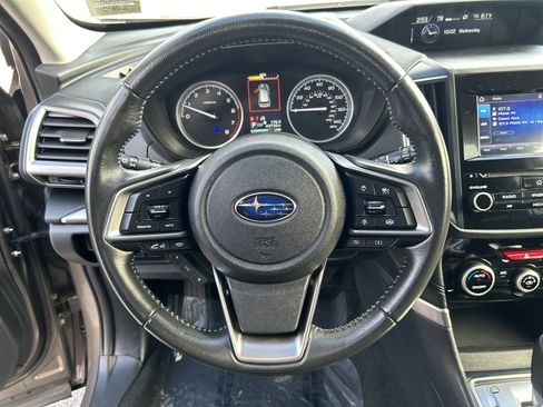 Used 2022 Subaru Forester Premium image 21