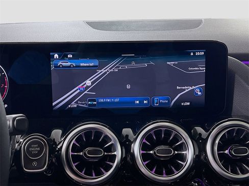 New 2025 Mercedes-Benz GLA 250 4MATIC image 16