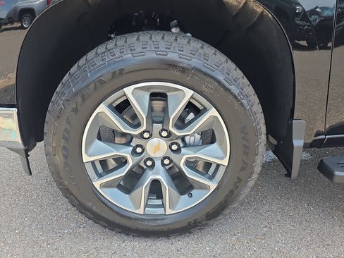 New 2026 Chevrolet Silverado 1500 LT w/ All Star Edition Plus AWD/4WD image 9