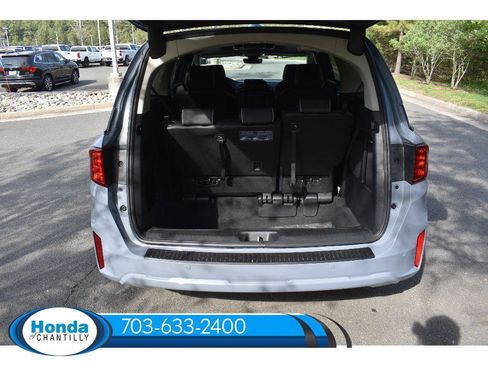 New 2026 Honda Odyssey Touring image 35