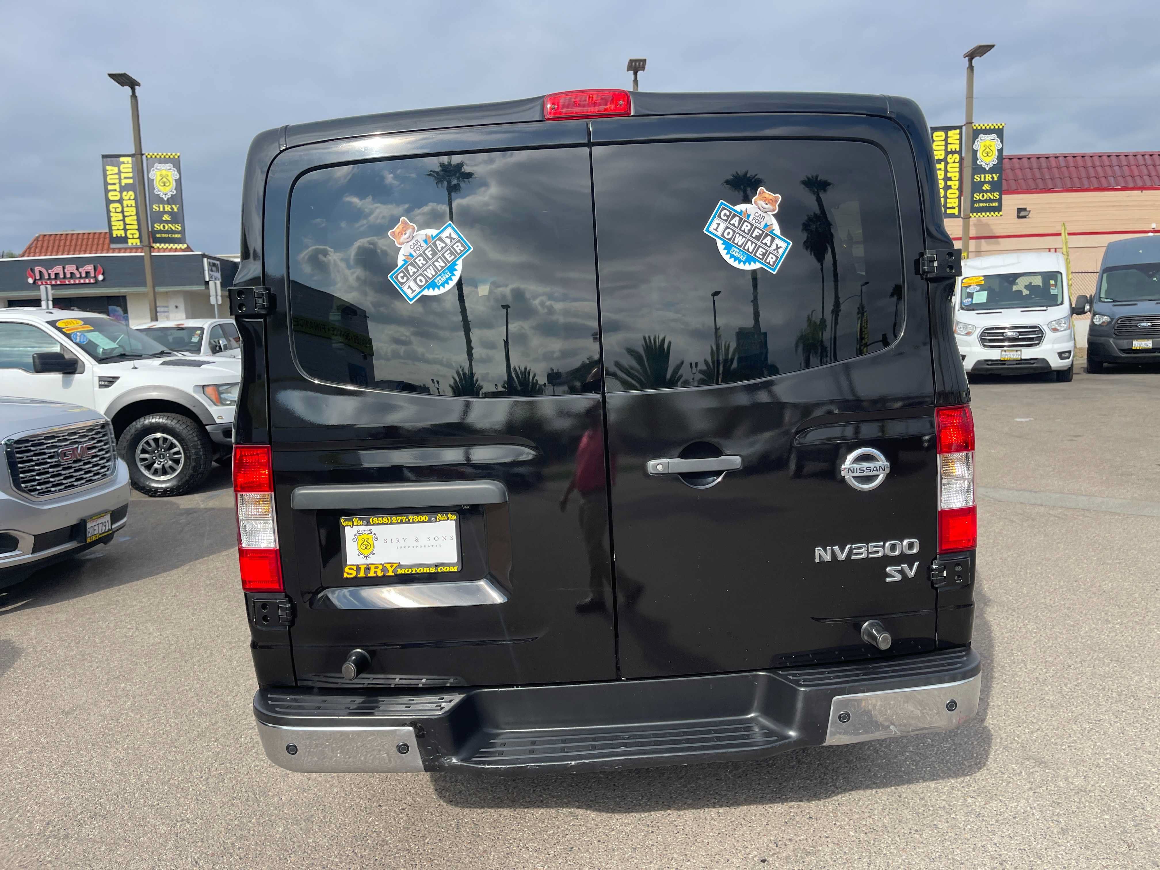 Used 2018 Nissan NV 3500 SV w/ Navigation Package RWD image 4