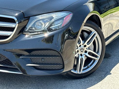 Used 2019 Mercedes-Benz E 450 4MATIC Wagon w/ Premium Package image 3