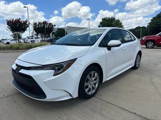 Used 2024 Toyota Corolla LE FWD video 1