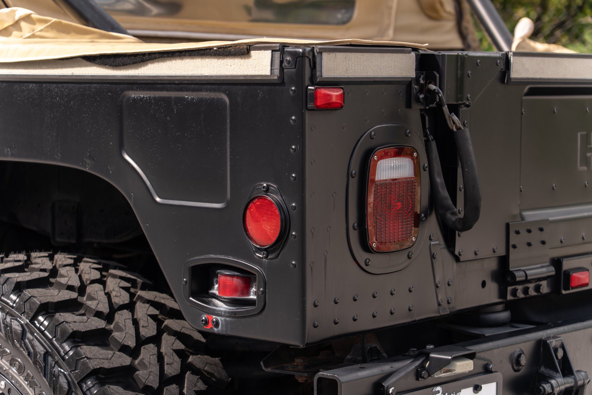 Used 2001 HUMMER H1 4-Door Open Top AWD/4WD image 70