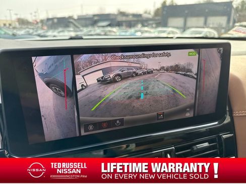 New 2026 Nissan Pathfinder Platinum image 31