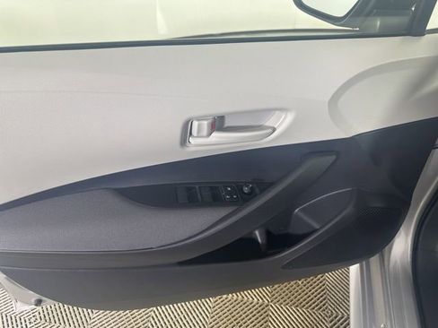 Used 2023 Toyota Corolla LE FWD image 13