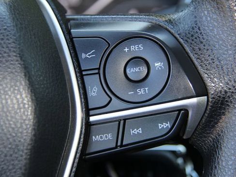 Used 2024 Toyota Camry LE image 18