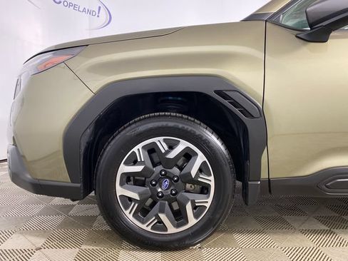 Used 2025 Subaru Forester Premium AWD/4WD image 29