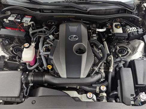 Used 2022 Lexus IS 300 RWD image 30