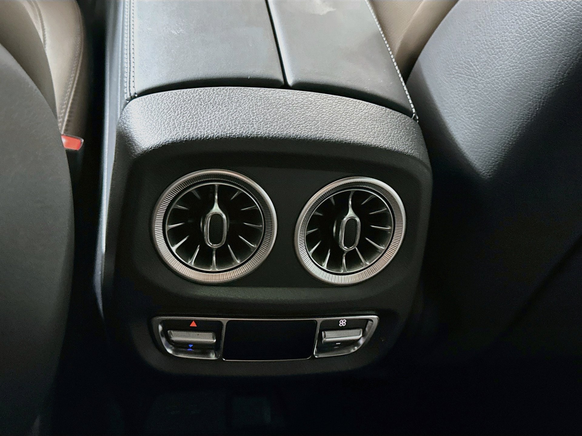 New 2027 Mercedes-Benz G 580 e image 28