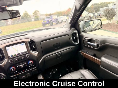 Used 2022 Chevrolet Silverado 1500 High Country w/ LPO, Dark Essentials Package image 30