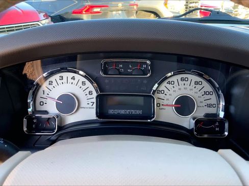 Used 2012 Ford Expedition EL XLT image 25