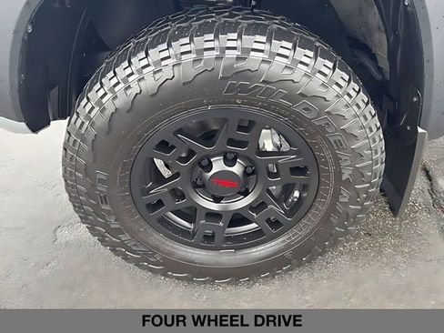 Used 2019 Toyota Tacoma TRD Off-Road image 8