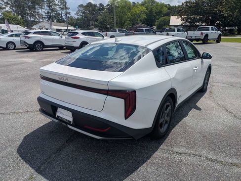 Used 2025 Kia K4 FWD image 4