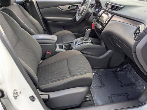 Used 2021 Nissan Rogue Sport S image 21