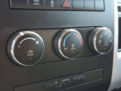 Used 2011 RAM 1500 Classic SLT AWD/4WD image 15