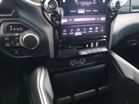 Used 2025 RAM 1500 Lone Star AWD/4WD image 11