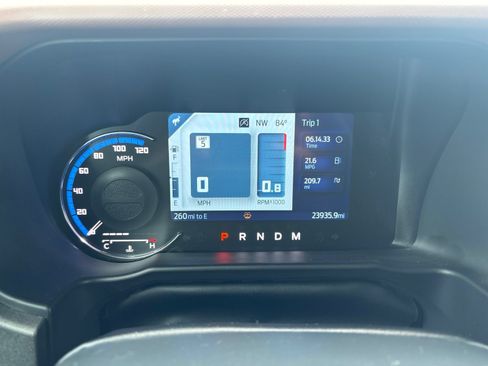 Used 2024 Ford Bronco Outer Banks AWD/4WD image 15