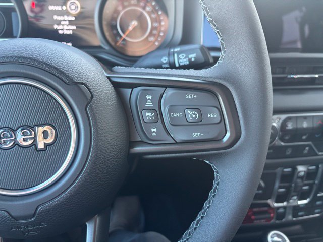New 2026 Jeep Gladiator Mojave w/ Safety Group AWD/4WD image 19
