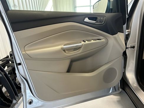 Used 2018 Ford Escape SE image 8