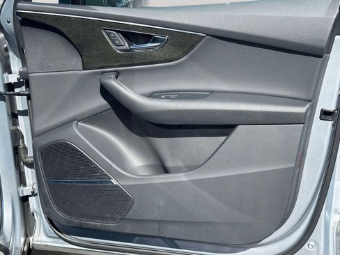 Used 2022 Audi Q7 Premium Plus image 27