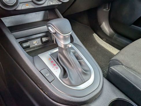 Used 2023 Kia Forte LXS FWD image 21