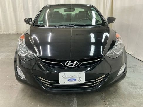 Used 2013 Hyundai Elantra Limited w/ Technology Pkg image 9