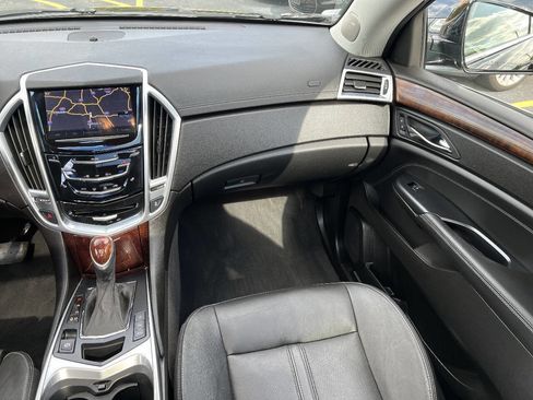 Used 2014 Cadillac SRX Luxury w/ Driver Awareness Package AWD/4WD image 35