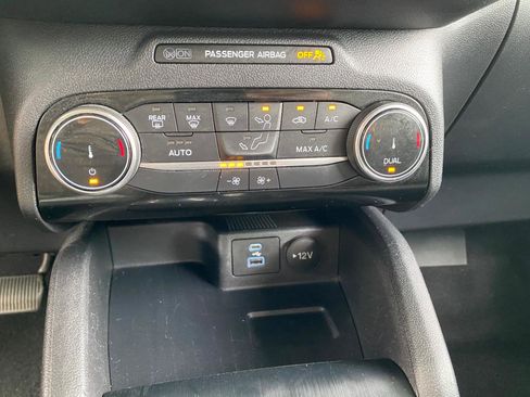 Used 2022 Ford Escape SE w/ Convenience Package FWD image 72