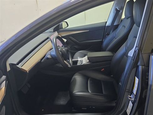 Used 2023 Tesla Model 3 Standard Range RWD image 5